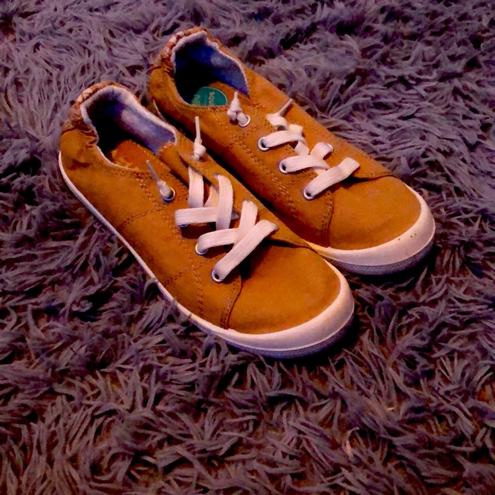 Brown Flat Sneakers